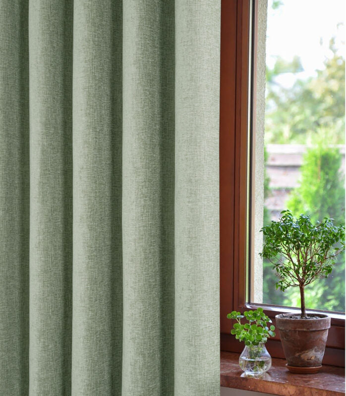 Amberley Interlined Thermal Eyelet Curtain