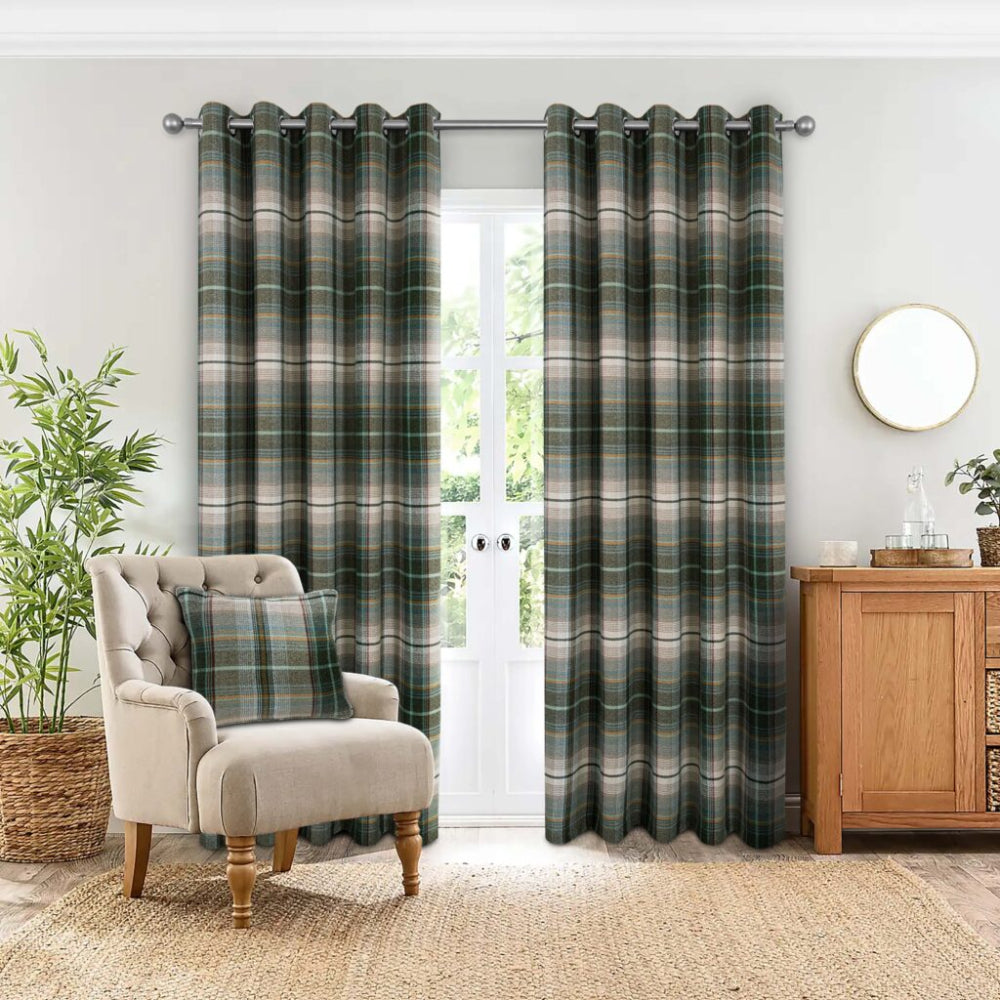 Gleneagles 100% Blackout Lined Eyelet Curtain In 2 Colours