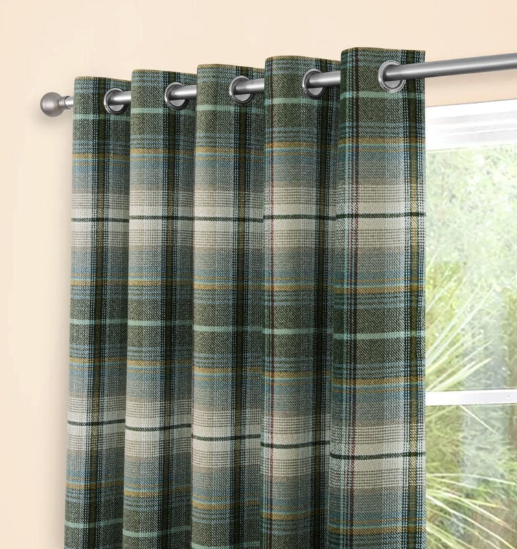 Gleneagles 100% Blackout Lined Eyelet Curtain In 2 Colours