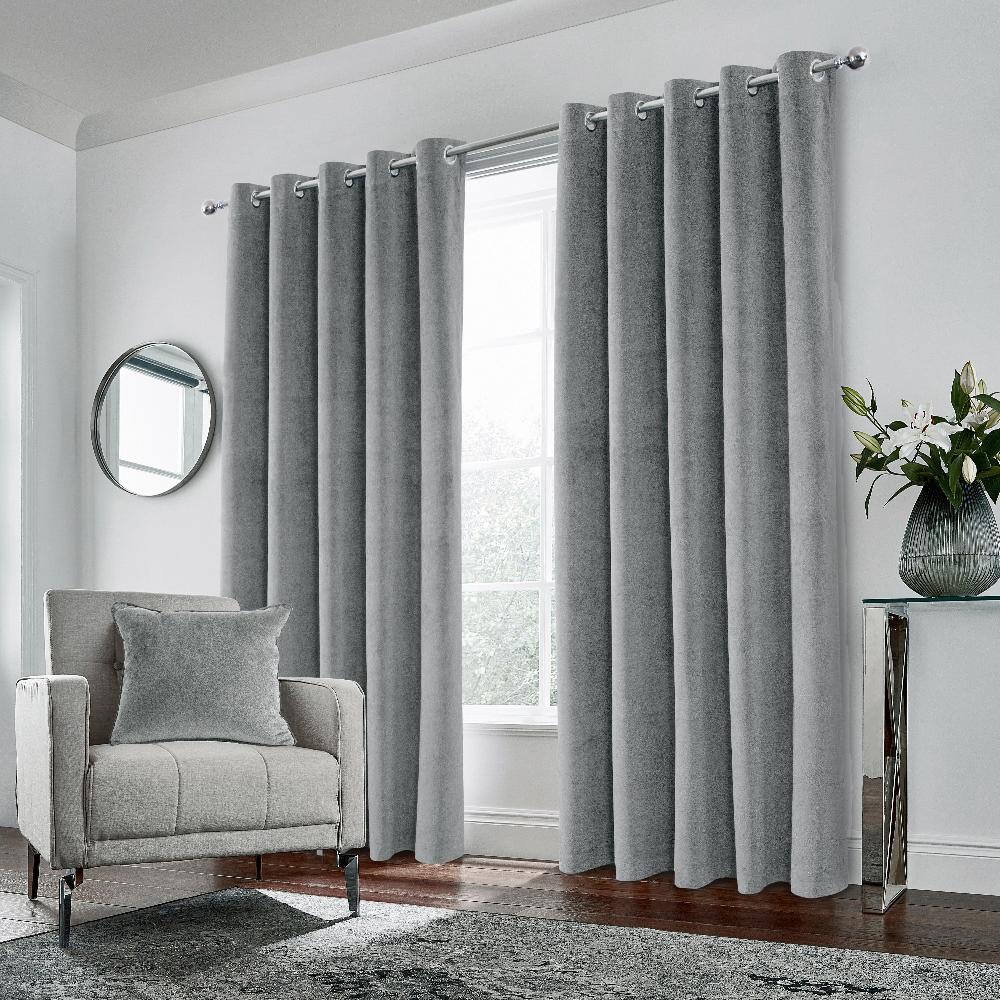Hampton Blackout Velvet Eyelet Curtain
