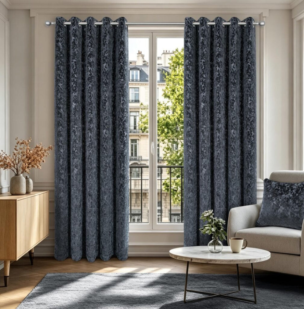 Richmond Interlined Eyelet Curtain