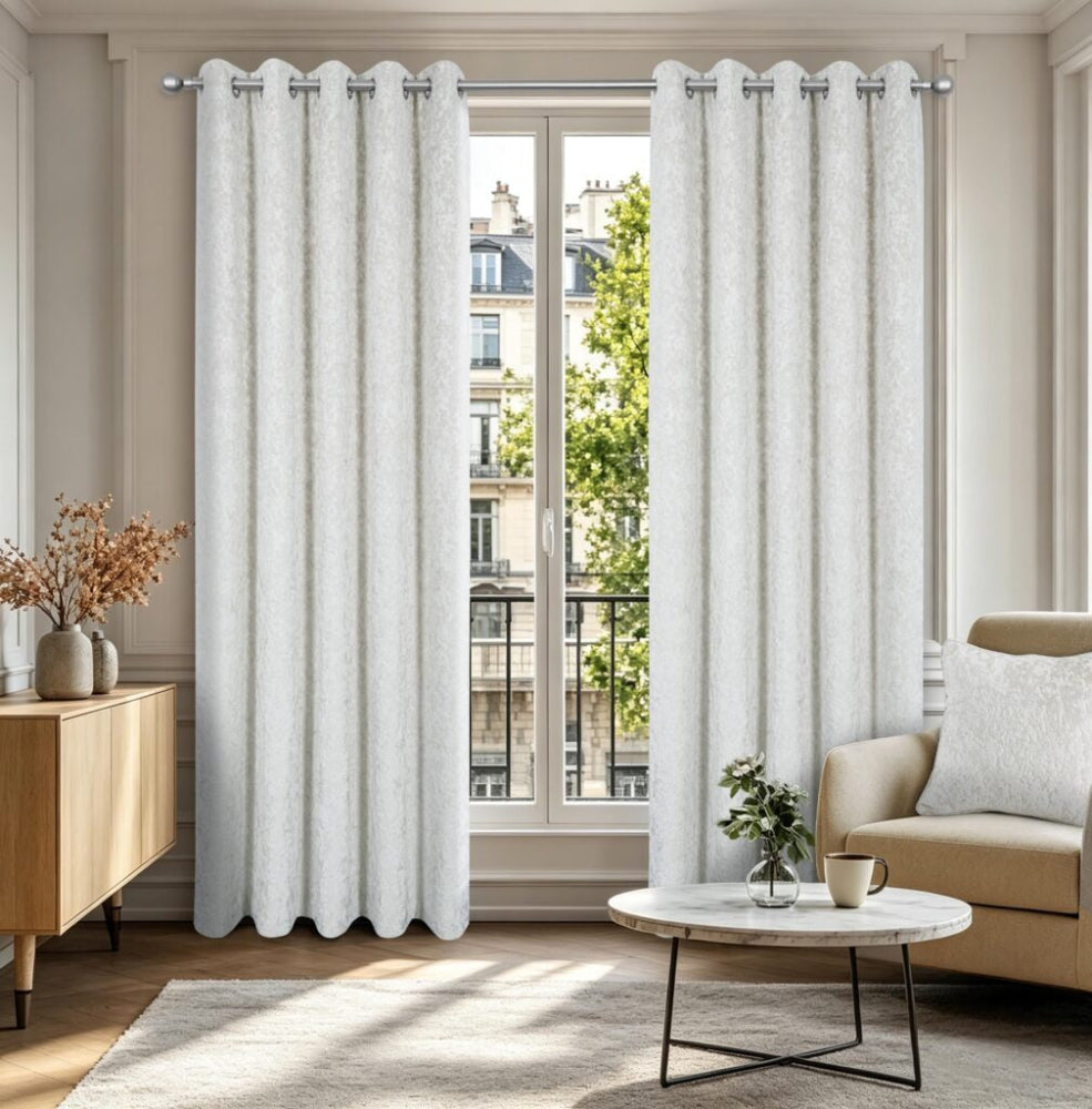 Richmond Interlined Eyelet Curtain