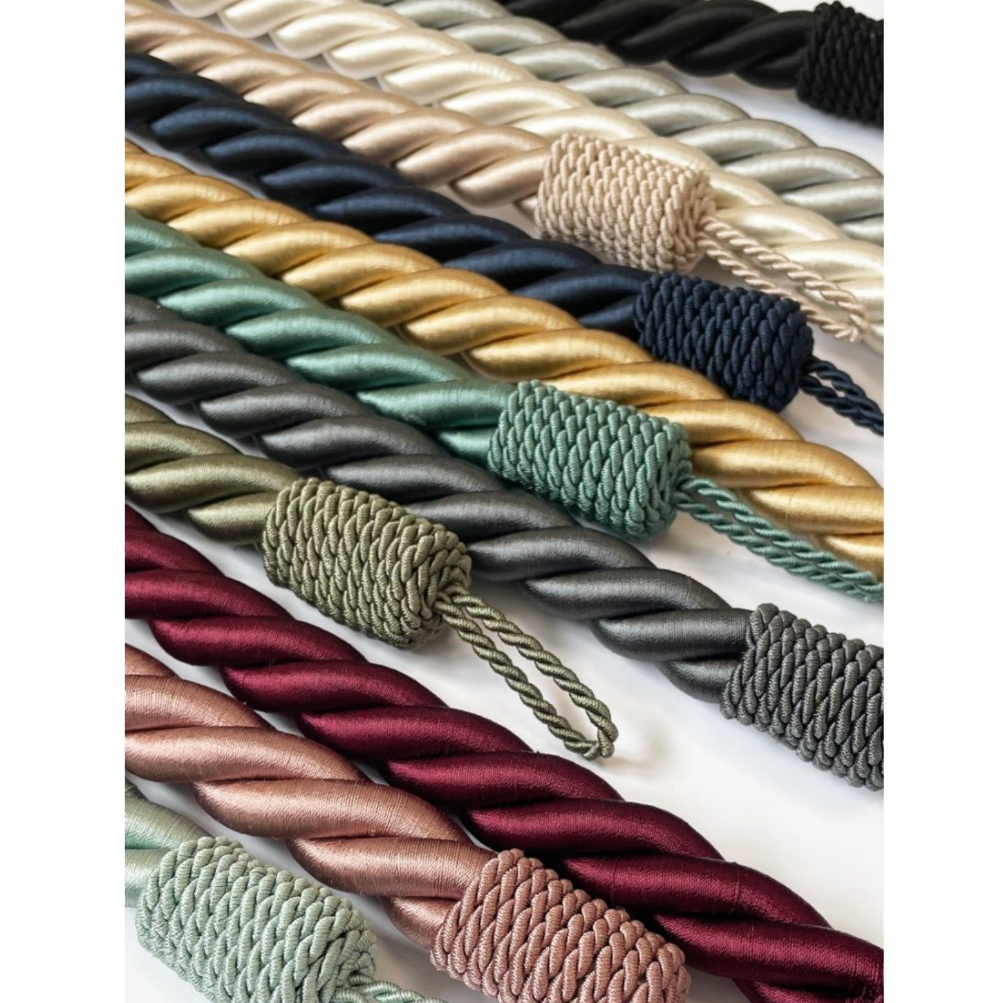 Rope tie backs